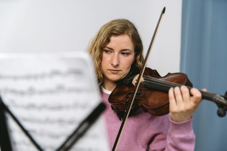 How to Practice Like a Professional Musician