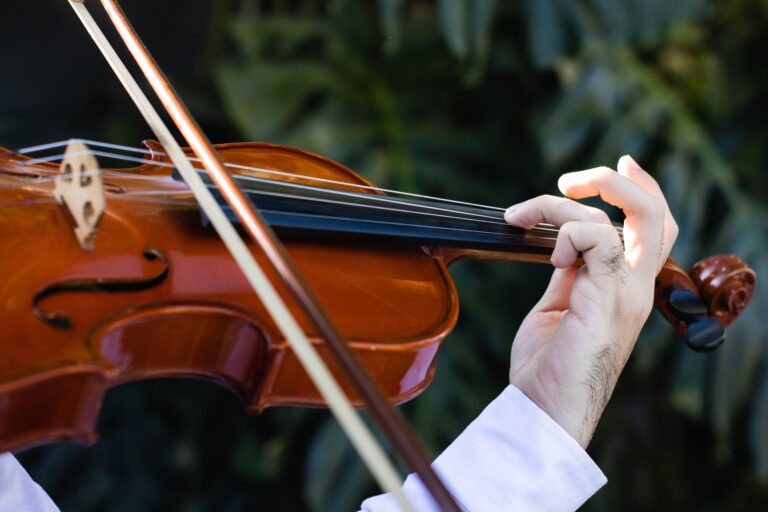 The Art and Science of Vibrato on the Violin